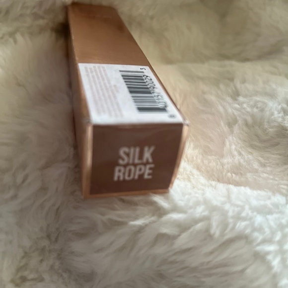 Flash sale JEFFREE STAR COSMETICS THE GLOSS SILK ROPE - Picture 7 of 9